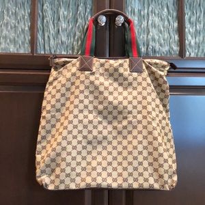 Gucci Tote Bag. Beautiful Gucci tan & brown Canvas GG Monogram bag.